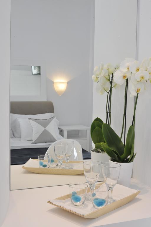 Romantica Suites Naousa Room photo
